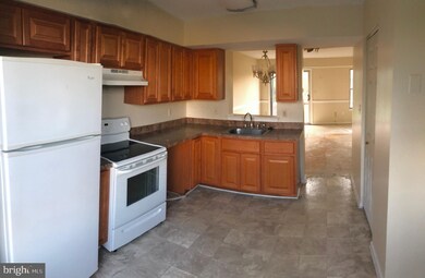 1410 Cox Landing Ct, Stoney Beach, MD 21226 - photo 2