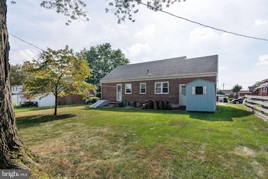 4211 4th Ave, Temple, PA 19560 - photo 4