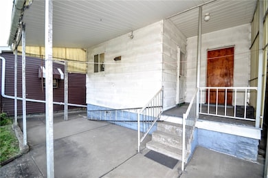 314 29th St, McKeesport, PA 15132 - photo 7