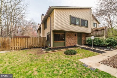 5652 Oak Tanager Ct, Burke, VA 22015 - photo 4