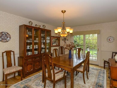 009_Dining Room[1]