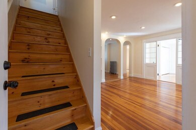 22 Gordon St, Worcester, MA 01604 - photo 4