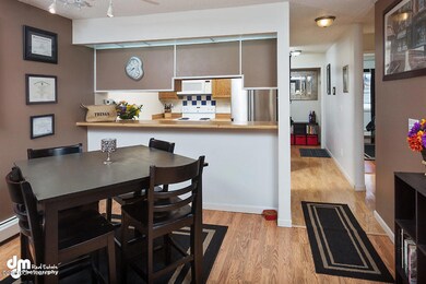 Kitchen_DMD_8096-SMALL