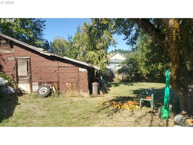 350 NE Faulconer St, Sheridan, OR 97378 - photo 3