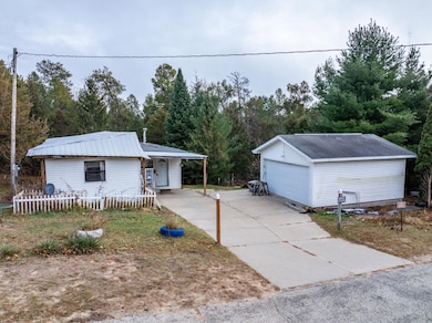 2434 Hillcrest Ave, Friendship, WI 53934 - photo 2