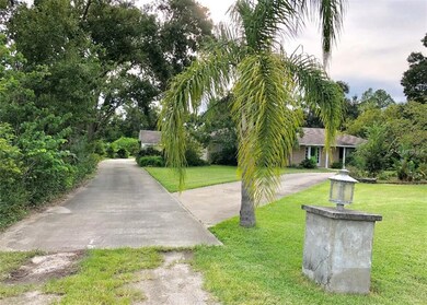 Concrete Driveway to Home & Detached Garage