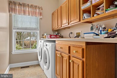 8 Lantern Ln, Woodstown, NJ 08098 - photo 5