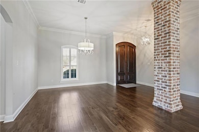 Foyer/Dining Room