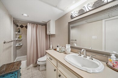 2238 S Piney Point Rd unit 204, Houston, TX 77063 - photo 7