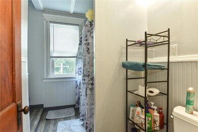1262 Mendon Rd Woonsocket - 3rd floor bathroom w t