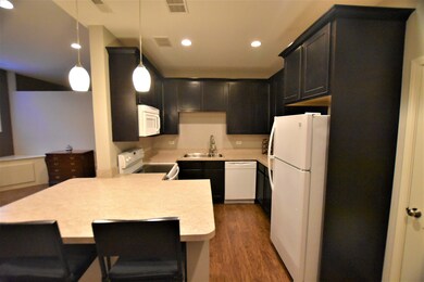 616 Windham Ln, Naperville, IL 60563 - photo 4