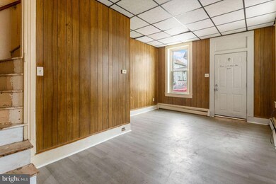 138 138 1/2 Pleasant St, Hanover, PA 17331 - photo 4