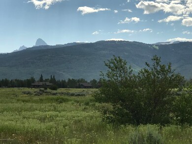 939 Paiute St, Driggs, ID 83422 - photo 2