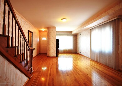 20 Meadow Ln, Staten Island, NY 10306 - photo 5