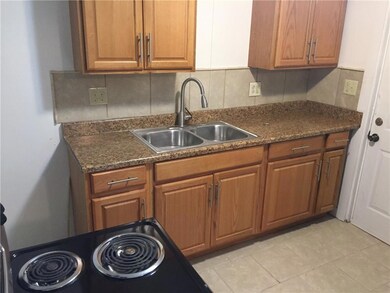 1618 W 10th St, Anderson, IN 46016 - photo 6