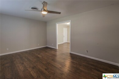 1204 Jefferies Ave, Killeen, TX 76543 - photo 3