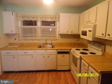 31 S Chestnut Ave unit 70, Whiting, NJ 08759 - photo 2
