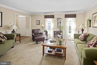 9914 Locust St, Glenn Dale, MD 20769 - photo 4