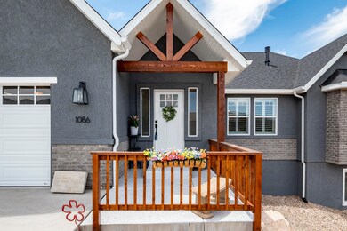 1086 E Smokey Trail-14