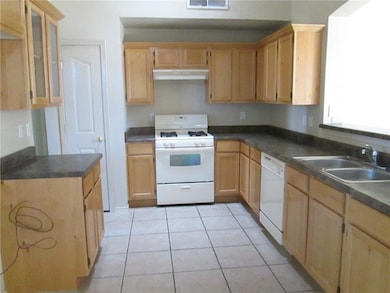 14024 Highweed Dr, El Paso, TX 79928 - photo 3