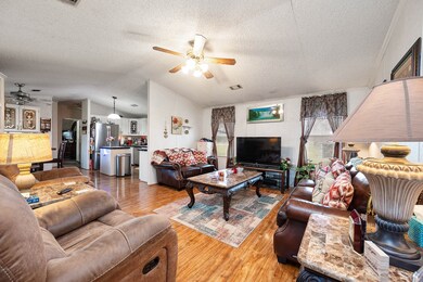 7111 Mississippi Rd, Manvel, TX 77578 - photo 7