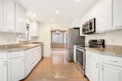 8923 NE 142nd Way, Kirkland, WA 98034 - photo 4