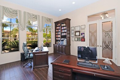 Wonderful Light & Space in the Office