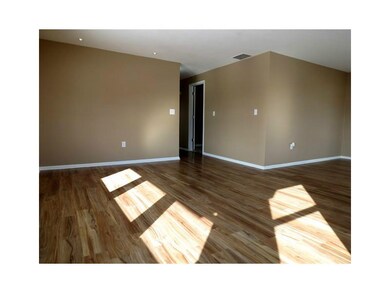 5200 Yellowwood Dr, Columbus, IN 47203 - photo 3