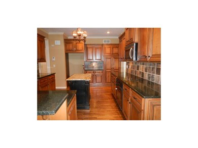 Granite, Tile, Custom Cabinets