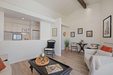 08 - Living Room