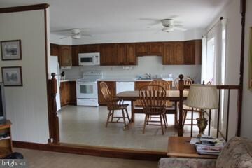 5142 Fairview Ln, Broad Run, VA 20137 - photo 4