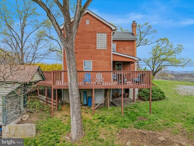 4232 Fairview Dr, Berkeley Springs, WV 25411 - photo 5