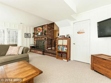 4211 Ravenhurst Cir, Glen Arm, MD 21057 - photo 3