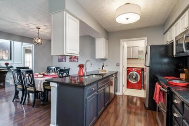 660 Faith Ann_MLS_05