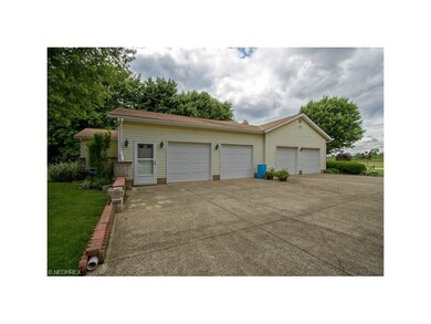 Later addition added large 2 car garage and great 