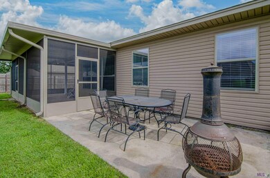 9144 Kanawha Ct, Denham Springs, LA 70726 - photo 2