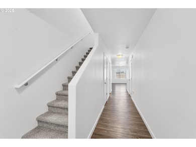 774 NE 11th St, Hermiston, OR 97838 - photo 2