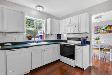 3 Maxwell Dr, Saratoga Springs, NY 12866 - photo 7