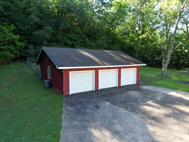 1106 Browns Ferry Rd, Chattanooga, TN 37419 - photo 2