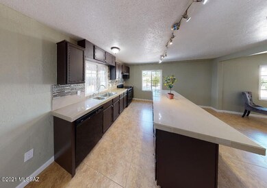 4253-E-North-Street-09032021_152538 PS