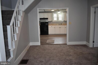 616 Wayne Ave, Chambersburg, PA 17201 - photo 4