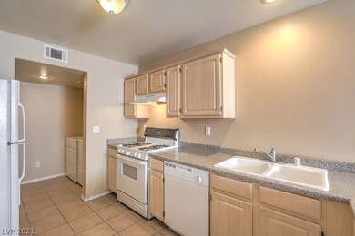 Kitchen Cabinets and Appliances