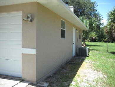 Right side view