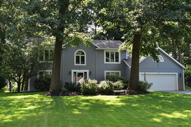 17 Pinecrest Dr, Schenectady, NY 12309 - photo 2