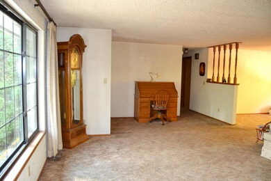 260 Honeycutt Dr, Grants Pass, OR 97526 - photo 6