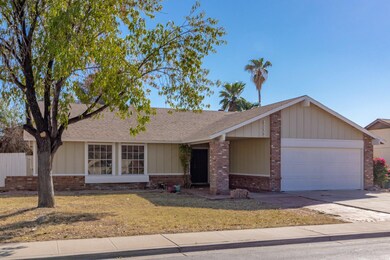 943 East Hackamore Street (3).jpg-SMALL