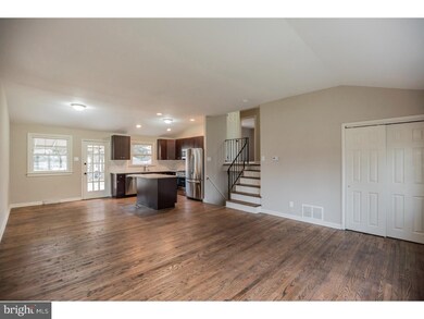 1401 Chestnut Ave, Gloucester City, NJ 08030 - photo 5