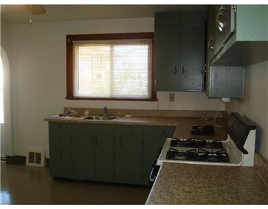 1803 Raymond Ave, Latrobe, PA 15650 - photo 4