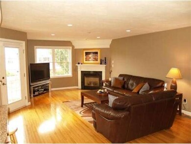 315 Tamarack Ln unit 315, Abington, MA 02351 - photo 3