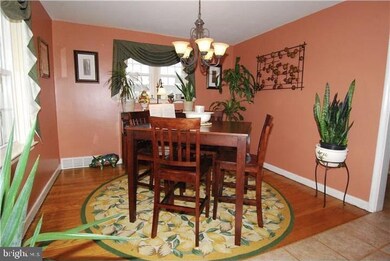 624 Gregg St, Shillington, PA 19607 - photo 4